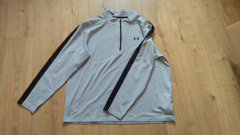 Image de Under Armour - Vêtement de Golf Veste Coupe Large Bleu/Gris disponible sur ekwip