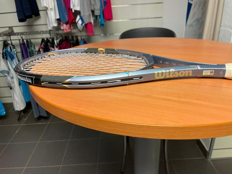Image de Wilson - Raquette de Tennis Ultra XP 100 LS Lite disponible sur ekwip