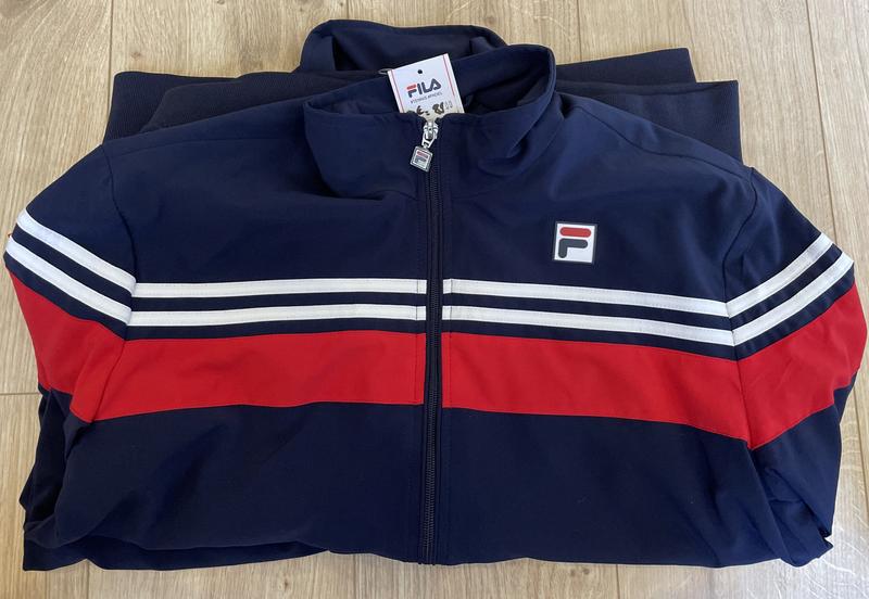 Image de Fila - Ensemble Tracksuit Bruno Navy/Fila Red Comb. disponible sur ekwip