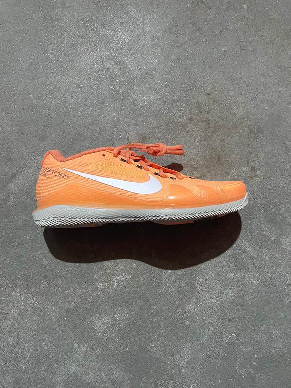 Image de Nike - Chaussures de Tennis Zoom Vapor Pro HC Peche/Blanc disponible sur ekwip