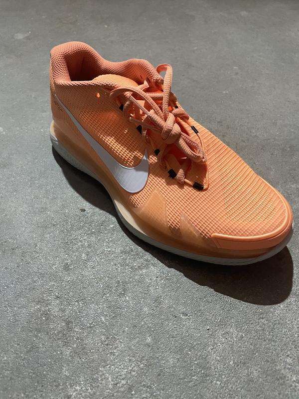 Image de Nike - Chaussures de Tennis Zoom Vapor Pro HC Peche/Blanc disponible sur ekwip