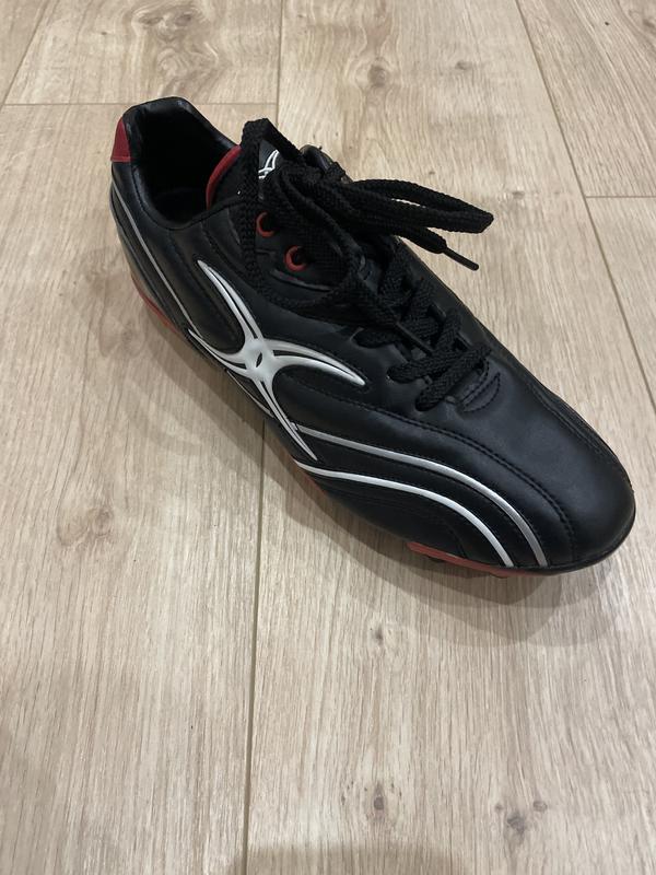 Image de Gilbert - Chaussures de Rugby Zenon Noir/Rouge disponible sur ekwip