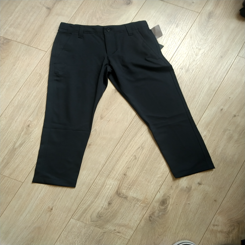 Image de Under Armour - Vêtement de Golf Pantalon Junior Noir disponible sur ekwip