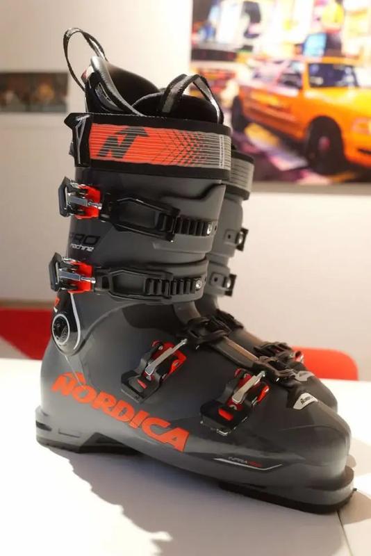 Image de Nordica - Chaussures de ski alpin Pro Machine 110 disponible sur ekwip