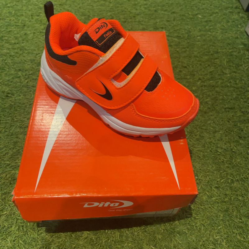 Image de Dita - Chaussures de Hockey Oberon fixAndGo Orange disponible sur ekwip