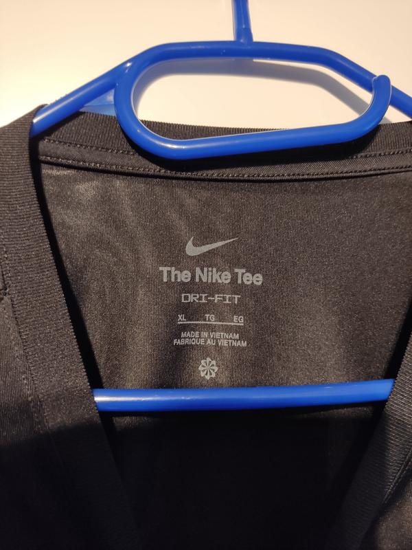 Image de Nike - T-Shirt de Tennis The Nike Tee disponible sur ekwip