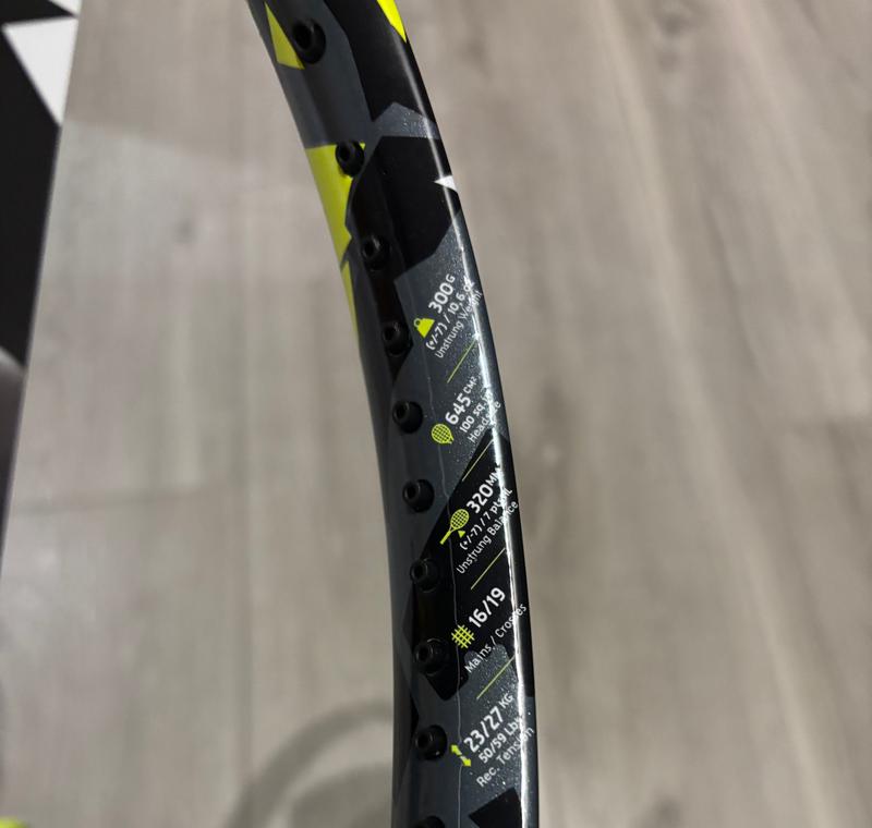 Image de Babolat - Raquette de Tennis Pure Aero disponible sur ekwip