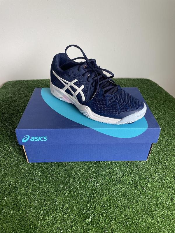 Image de Asics - Chaussuresde Tennis Gel-Resolution 8 Clay Gs disponible sur ekwip