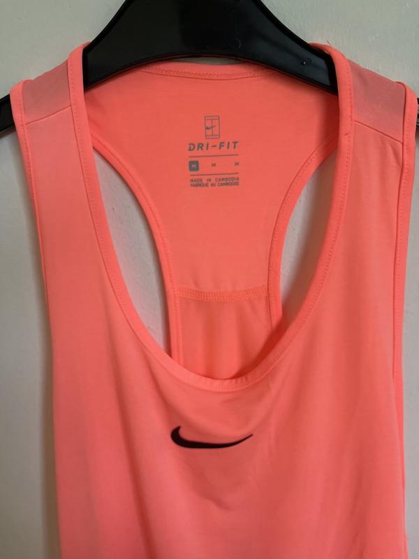 Image de Nike - Robe de Tennis disponible sur ekwip