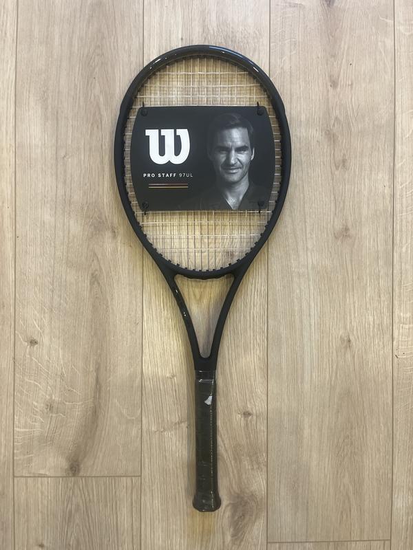 Image de Wilson - Raquette de Tennis Pro Staff 97 UL V13 disponible sur ekwip