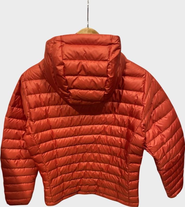 Image de Patagonia - Veste de Ski Hot Ember disponible sur ekwip