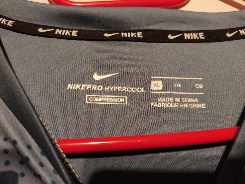 Image de Nike - T-Shirt de Tennis Pro Hypercool disponible sur ekwip