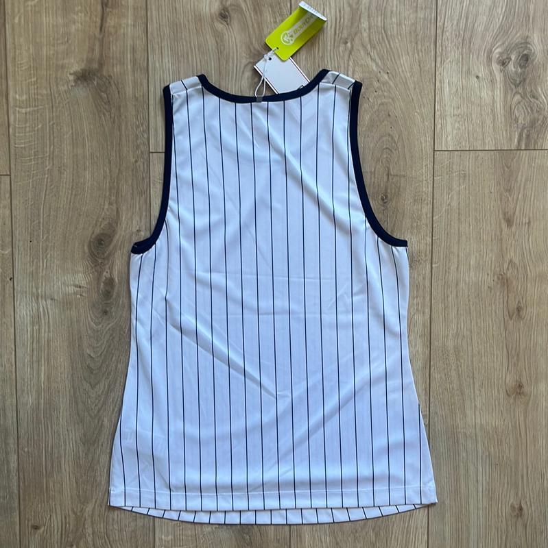 Image de Fila - Top Alma White/Peacoat Blue Stripes disponible sur ekwip