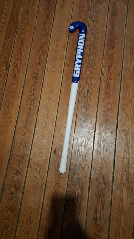 Image de Gryphon - Stick de Hockey sur gazon Taboo Bluesteel Pro25 GXX3 disponible sur ekwip