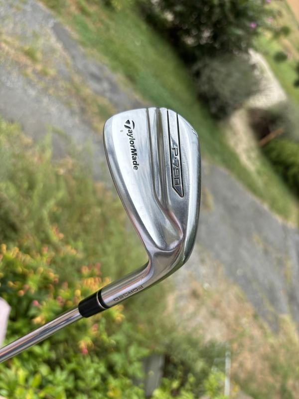 Image de Taylormade - Séries complète de Golf P790 disponible sur ekwip