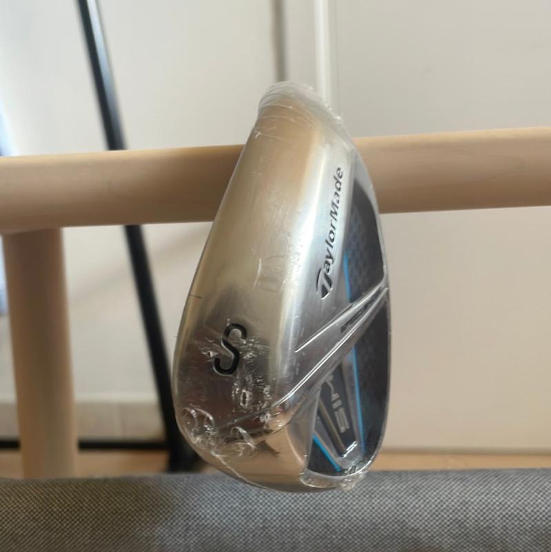 Image de TaylorMade - Sand Wedge Sim Max disponible sur ekwip