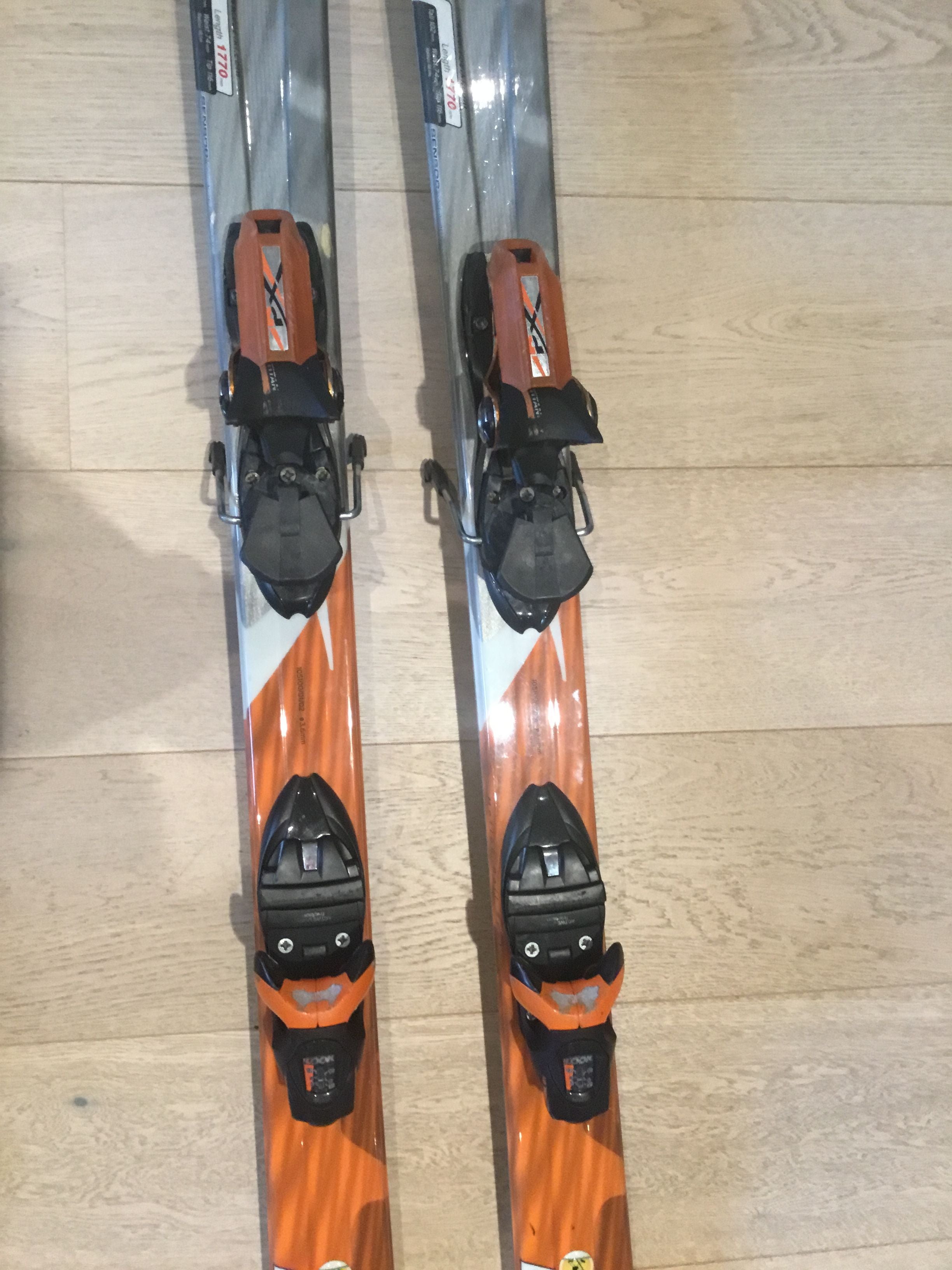 Völkl - Skis Ac3 Unlimited + bâtons SALOMON Carbonés