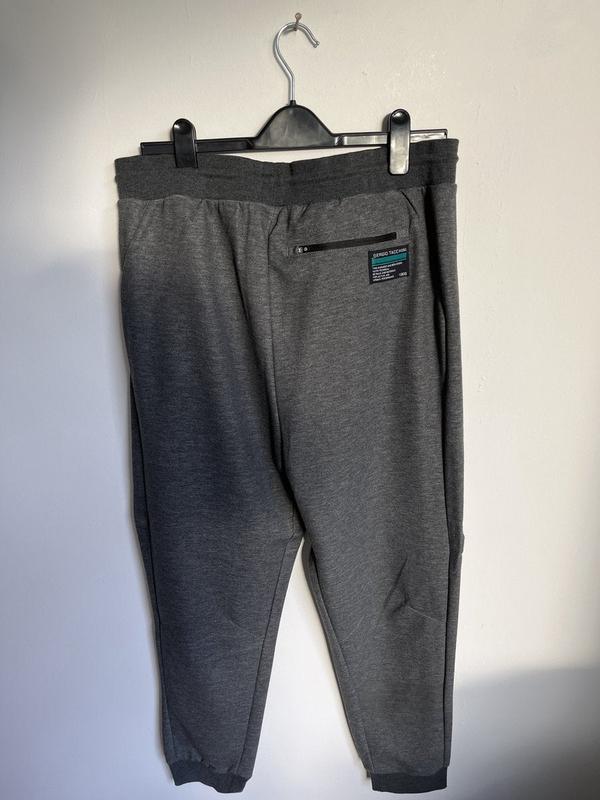 Image de Sergio Tacchini - Jogging de Tennis Ht Marcus Pants disponible sur ekwip