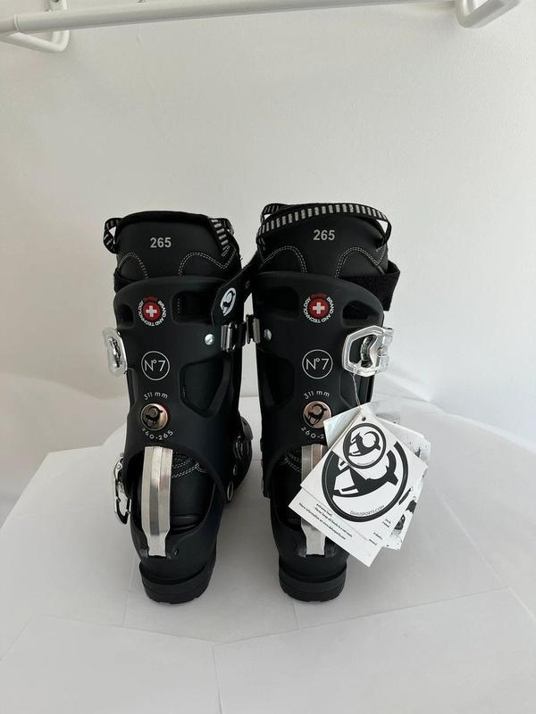 Image de Dahu - Chaussure de Ski Numero 7 disponible sur ekwip