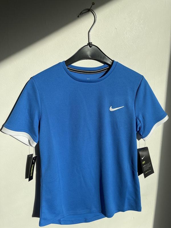 Image de Nike - T-Shirt de tennis Bleu disponible sur ekwip