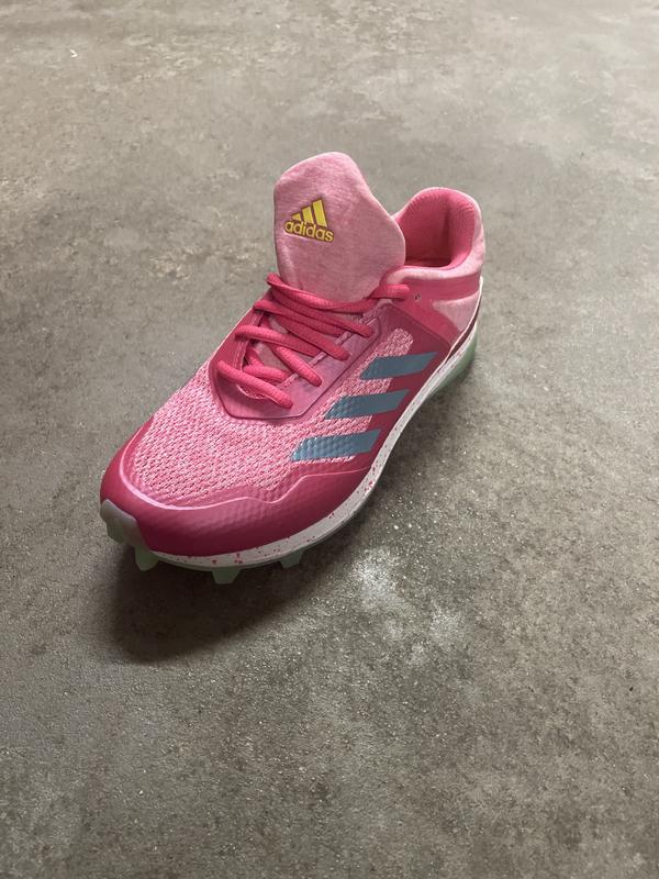 Image de Adidas - Chaussures de Hockey sur gazon Fabela Zone Rose disponible sur ekwip