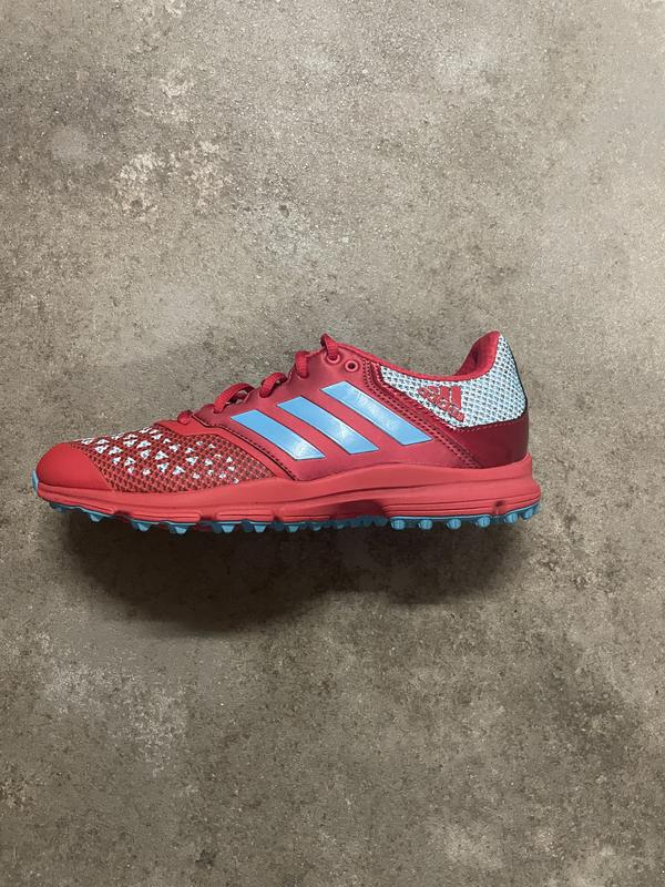 Image de Adidas - Chaussures de Hockey sur Gazon Zone Dox Rouge/Bleu disponible sur ekwip