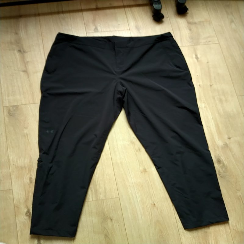 Image de Under Armour - Vêtement de Golf Pantalon Waterproof de Pluie disponible sur ekwip