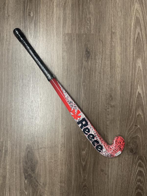 Image de Reece - Stick de Hockey sur gazon Junior Jungle JR disponible sur ekwip