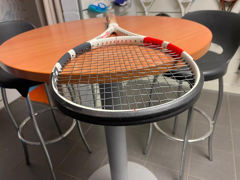 Image de Babolat - Raquette de Tennis Pure Strike Team disponible sur ekwip