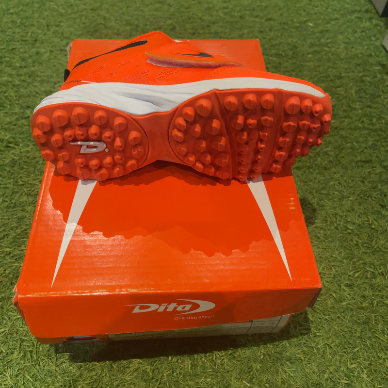 Image de Dita - Chaussures de Hockey Oberon fixAndGo Orange disponible sur ekwip