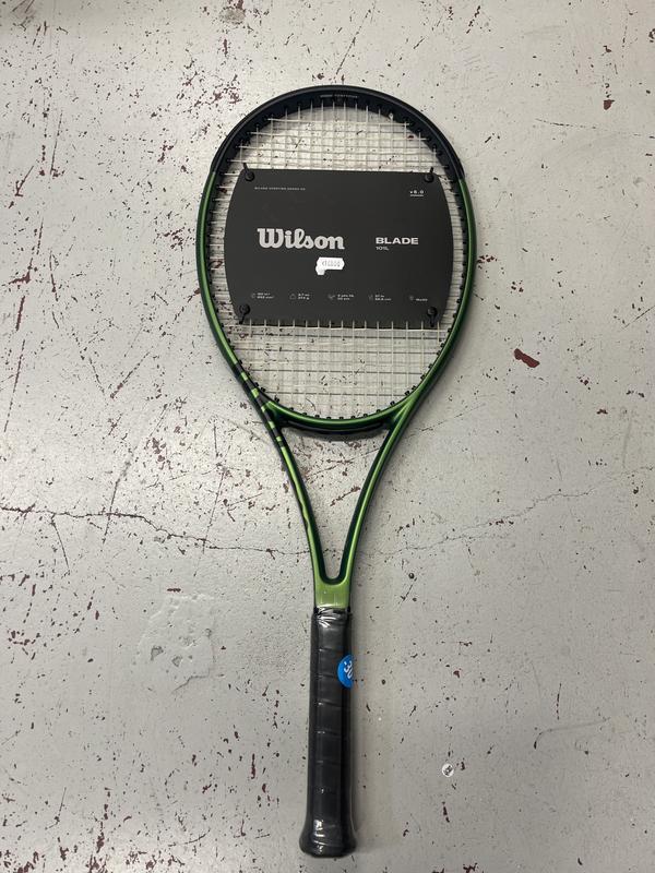 Image de Wilson - Raquette de Tennis Blade 101L V8 disponible sur ekwip