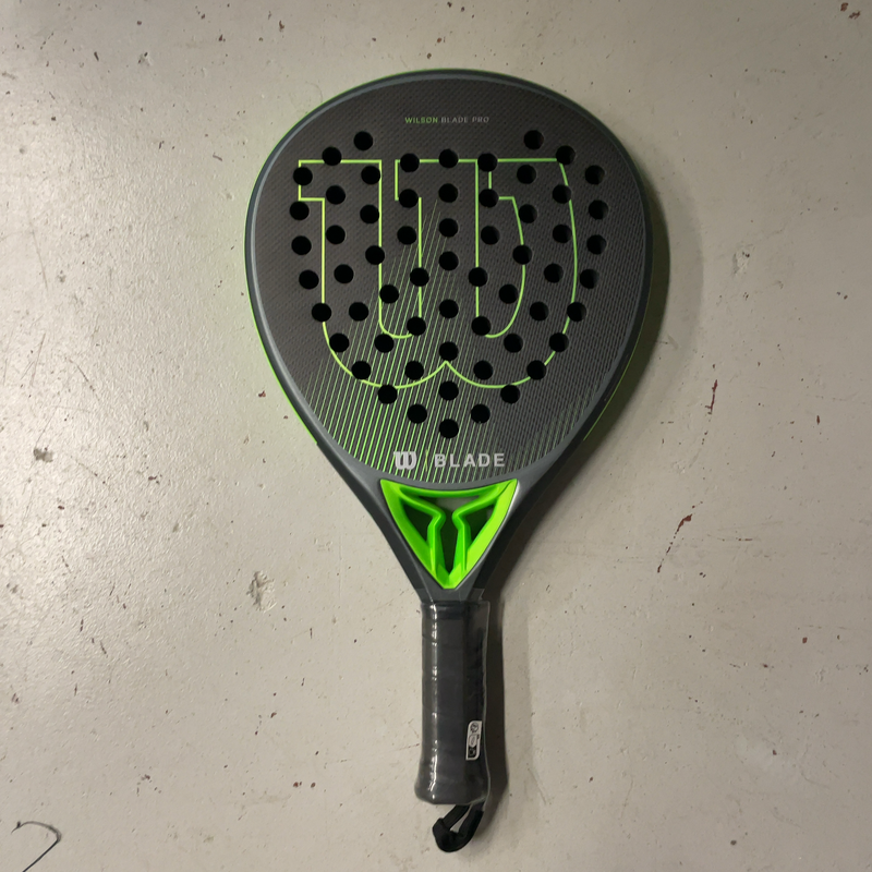 Image de Wilson - Raquette de Padel Blade Pro v2 disponible sur ekwip